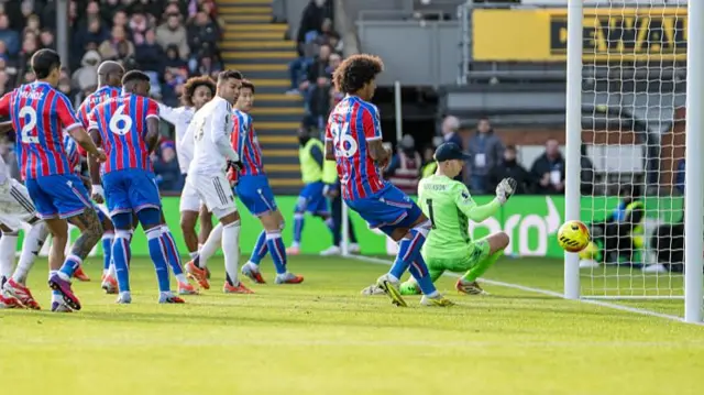 Zirkzee goal