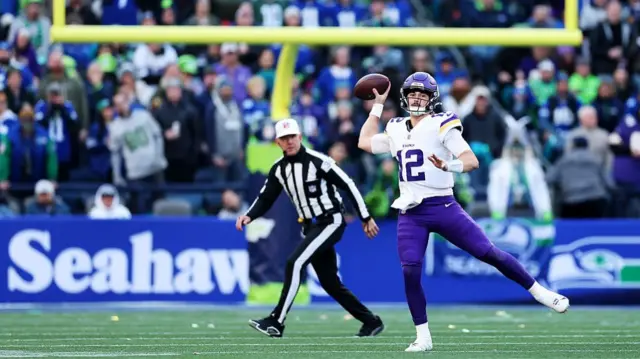 Max Brosmer throws a pass.