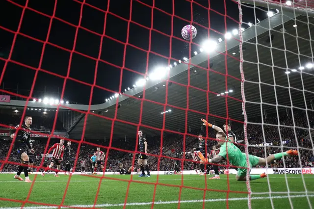 Granit Xhaka's shot flies past Everton goalkeeper Jordan Pickford