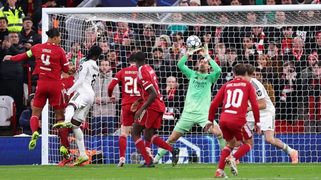 Thibaut Courtois pulls off a stunning save to deny Virgil van Dijk
