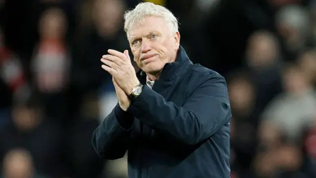 David Moyes, Manager of Everton applauds the fans