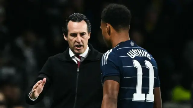 Unai Emery and Ollie Watkins