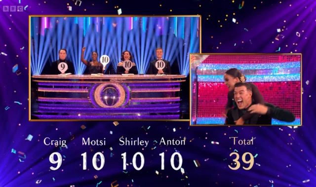 A socreboard reading: 9, 10, 10, 10 and 39.