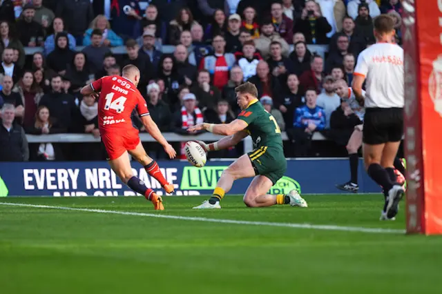 Hudson Young scores a try
