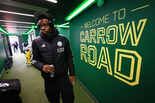 Stephy Mavididi of Leicester City arrives at Carrow Road