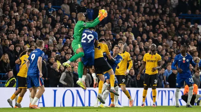 Hugo Sanchez claims a cross