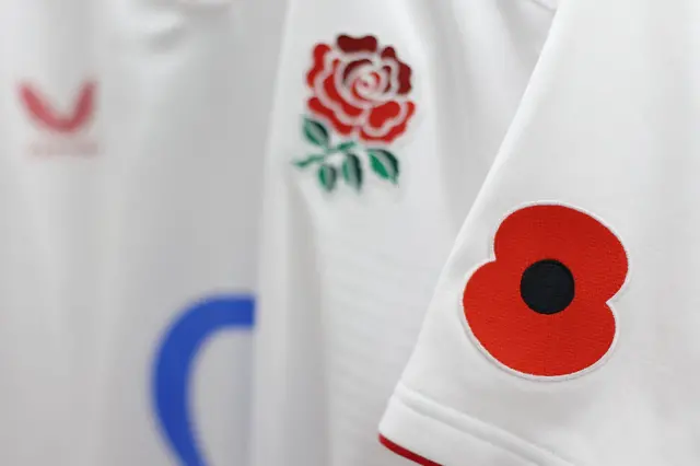 England shirt displaying poppy for remembrance day