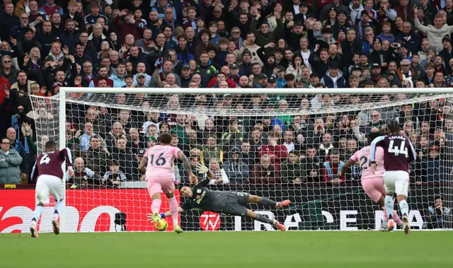 miliano Martinez of Aston Villa saves the penalty of Antoine Semenyo of AFC Bournemouth during the Premier League match between Aston Villa and Bournemouth at Villa Park on November 09, 2025 in Birmingham, England.