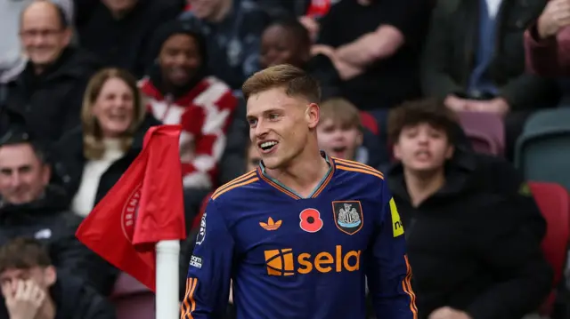 Newcastle United's Harvey Barnes celebrates scoring their first goal