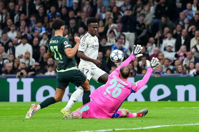 Vinicius Jr attempts to score