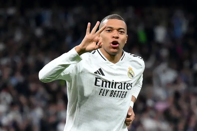 Kylian Mbappe scores hat-trick against Man City in Champions League