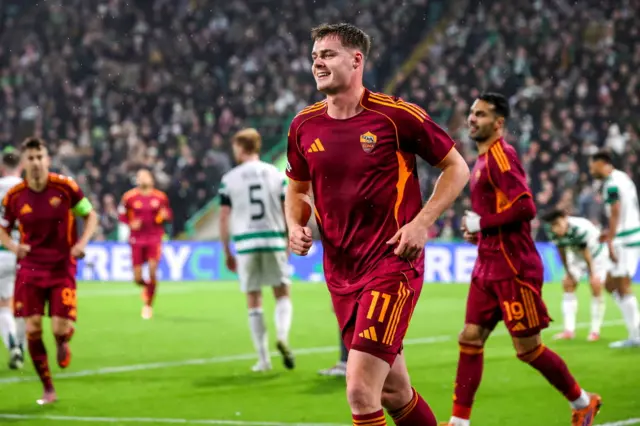 HT: Celtic 0-3 Roma
