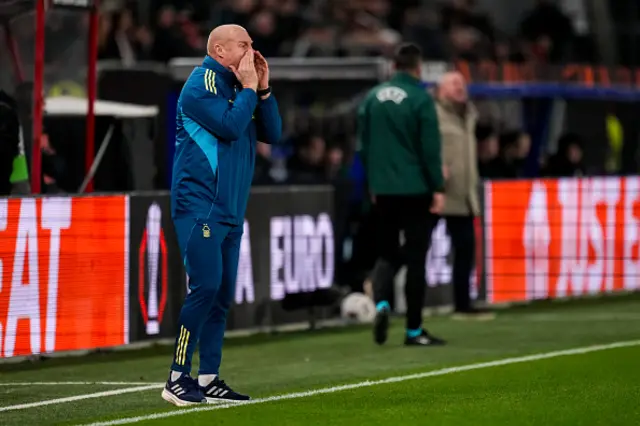 Nottingham Forest head coach Sean Dyche shouts