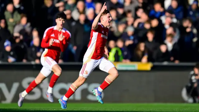 Joe Snowdon celebrates