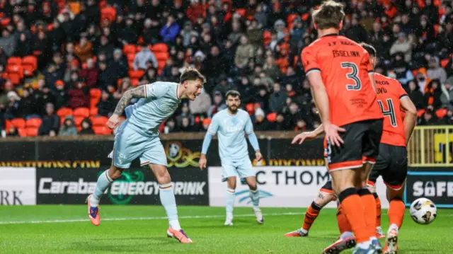 Callum Hendry has a chance for Dundee United against Motherwell