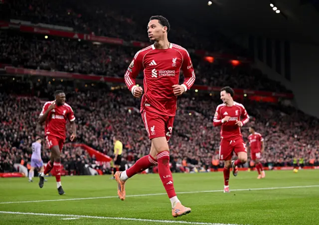 Hugo Ekitike of Liverpool celebrates