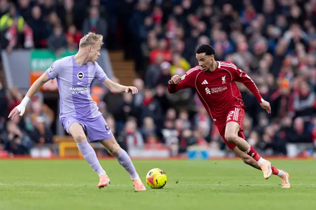 Hugo Ekitike of Liverpool faces Jan Paul van Hecke