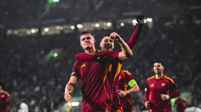 Evan Ferguson of AS Roma celebrates