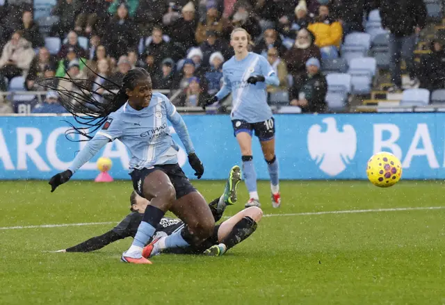 Manchester City's Khadija Shaw scores their first goal
