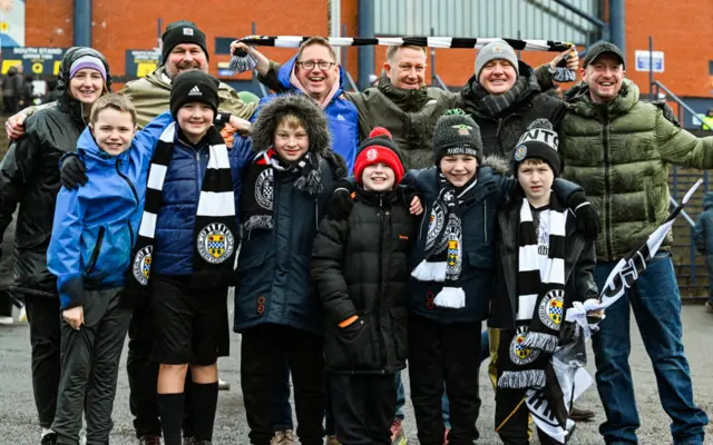 St Mirren fans at Hampden