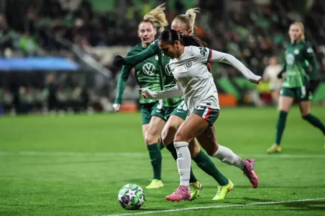 Alyssa Thompson (R) of Chelsea in action during the UEFA Women's Champions League match between VfL Wolfsburg and Chelsea in Wolfsburg, Germany, 17 December 2025.