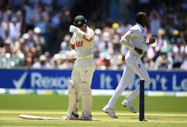 Jofra Archer celebrates the wicket of Marnus Labuschagne