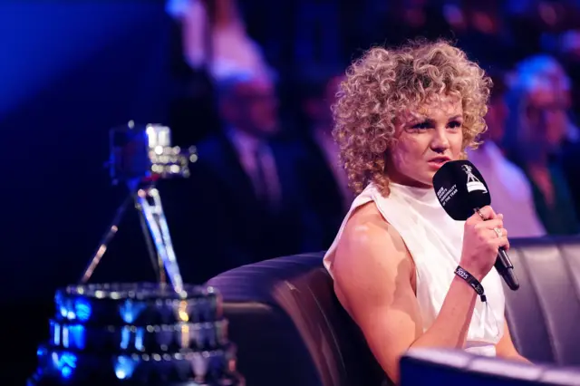 Ellie Kildunne speaks to Gabby Logan during the 2025 BBC Sports Personality of the Year Awards