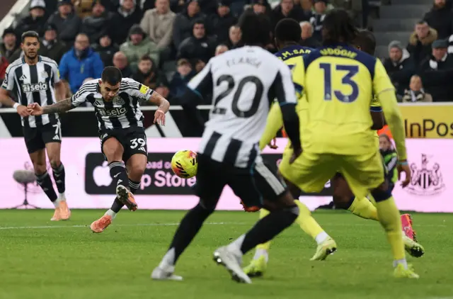 Bruno Guimaraes scores