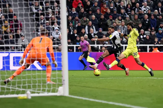 Joelinton shoots