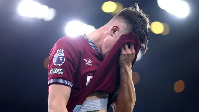 Oliver Scarles of West Ham United