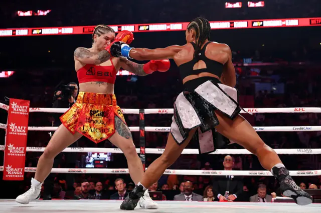Alycia Baumgardner punches Leila Beaudoin