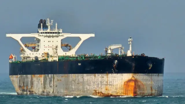 BBC Verify: Tracking Venezuela-linked tanker ‘pursued’ by US Coast Guard  www.bbc.com