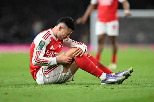 Gabriel Martinelli sustained a knock to the knee during the first half of the League Cup quarter-final between Arsenal and Crystal Palace