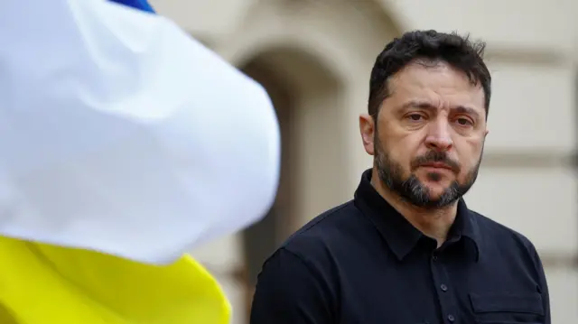 Zelensky warns of massive Russian attack as strikes kill six across Ukraine