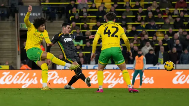 Jovon Makama shoots Norwich into the lead against Charlton
