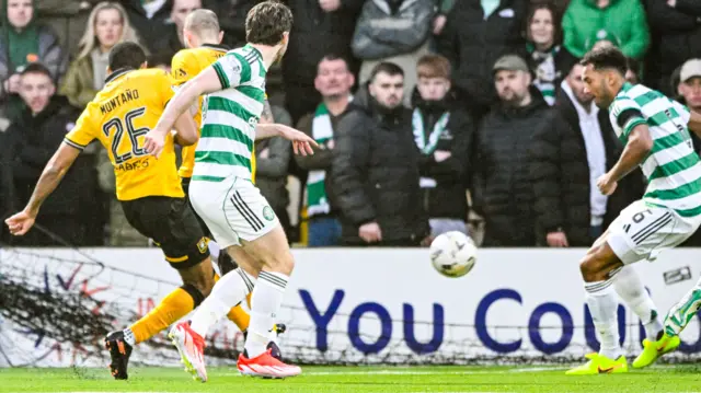 Montano scores for Livingston