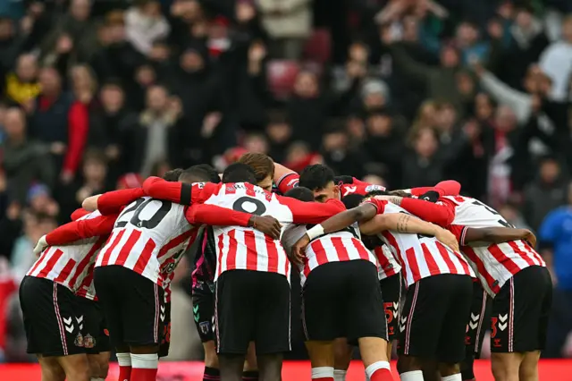 Sunderland Team huddle
