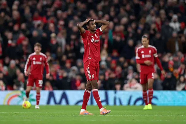 Alexander Isak reacts