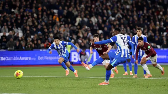 Danny Welbeck scores a penalty