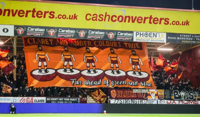 Motherwell fan banner