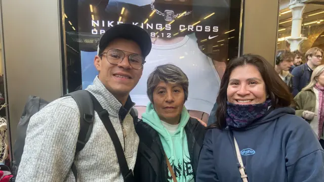 (L-R) John Paul, Olga and Monserrat Hernandes