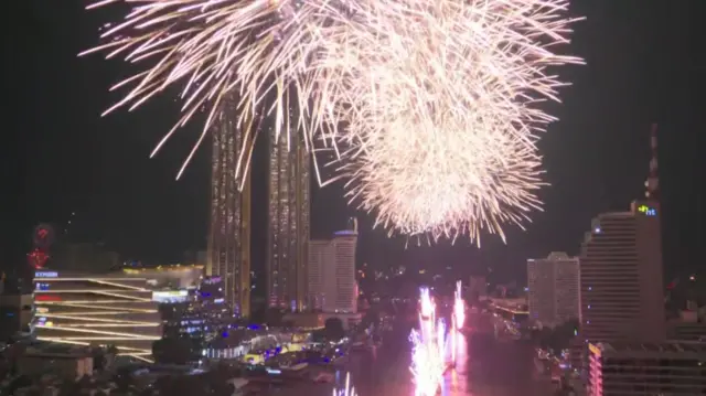 Fireworks light-up the Bangkok skyline