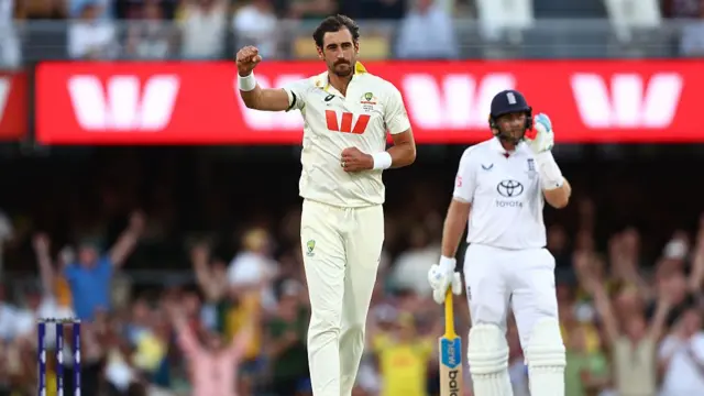 Mitchell Starc