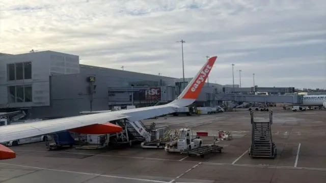 The wing of an easyjet plane waiting outside Edinburgh Airpot