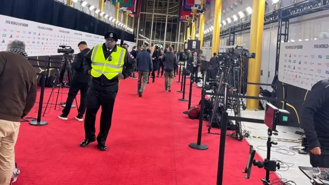 Mixed zone