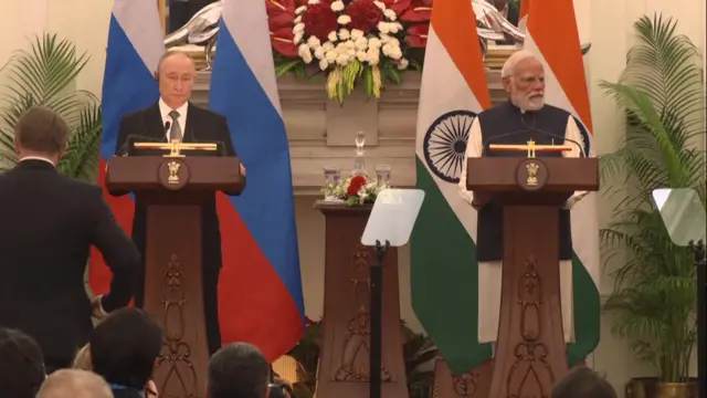 PUtin and Modi speak to press