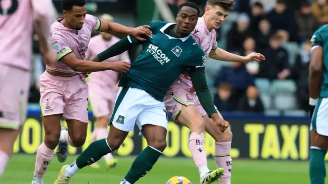 Plymouth v Bradford match action