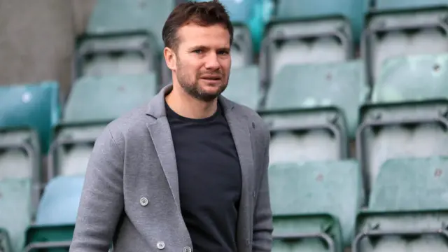 Tom Cleverley arrives at Home Park