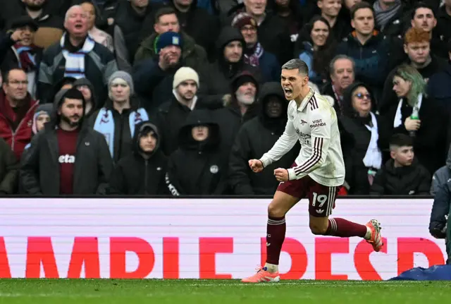 Leandro Trossard celebrating the goal he scored