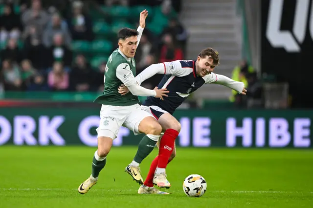 Jamie McGrath and Connor Allan clash